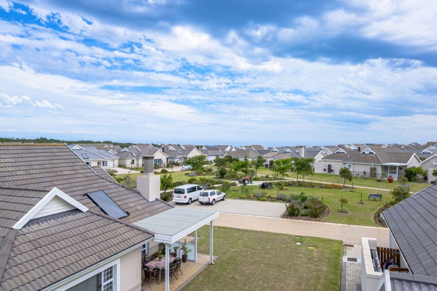 2 Bedroom Property for Sale in Heiderand Western Cape